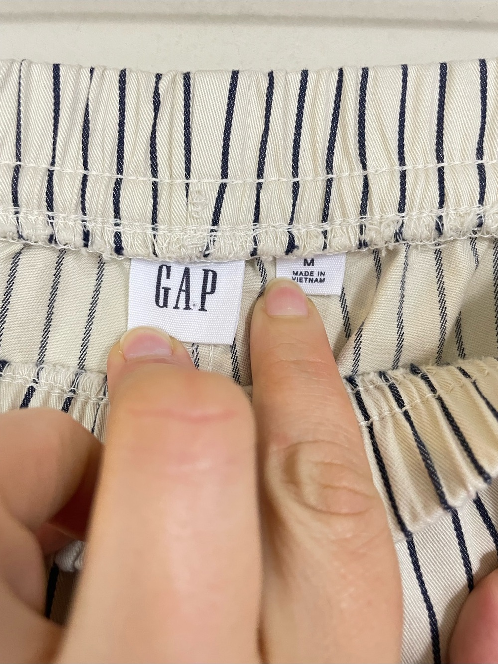 GAP Mid Rise Easy Barrel Pull On Pants Size Medium - Picture 6 of 11
